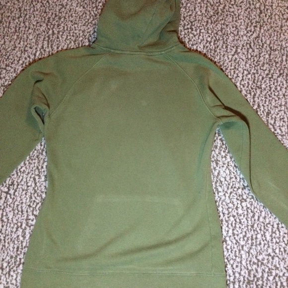The North Face Hoodie/Sweatshirt - Picture 5 of 8